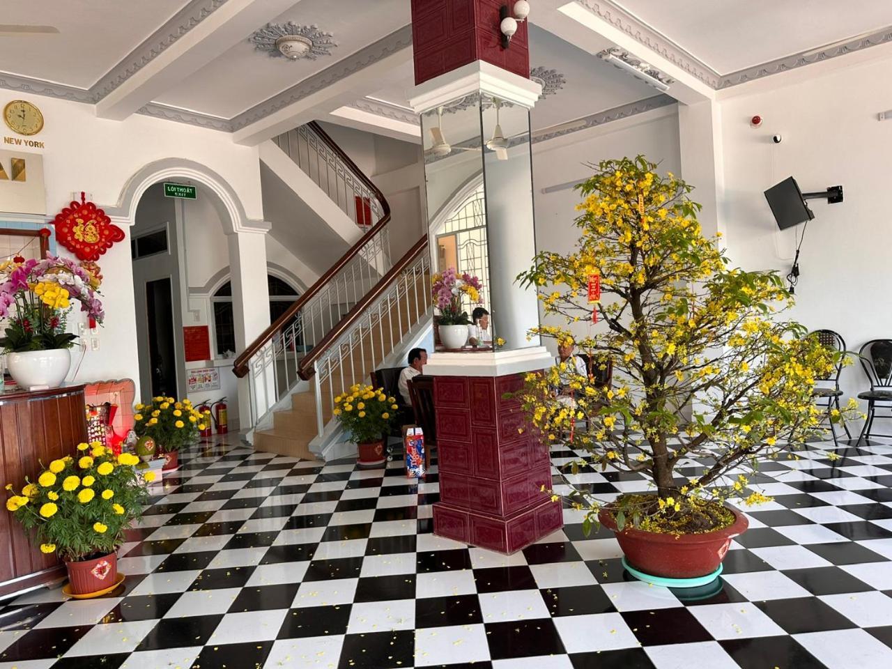 Nha Nghi Sao Mai Hotel Ha Tien Exterior photo