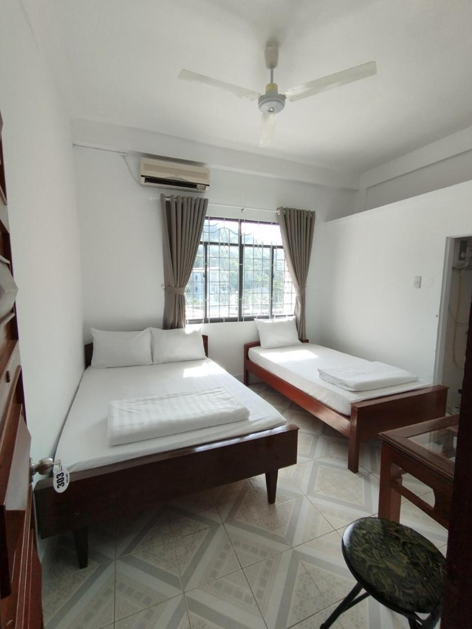 Nha Nghi Sao Mai Hotel Ha Tien Exterior photo
